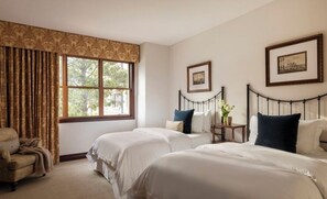 Room - 2 Premier Suite Two Beds | Hotel Granduca | European-Inspired Suite (Houston)