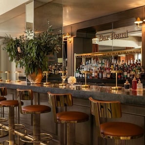 Bar (in der Unterkunft)