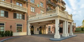 Exterior - 2 Premier Suite Two Beds | Hotel Granduca | European-Inspired Suite (Houston)