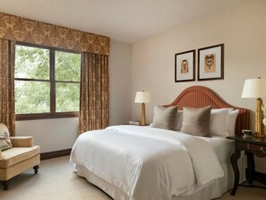 Room - Superior Suite | Hotel Granduca | Unique Antique Furnishings & Outdoor Bliss (Houston)