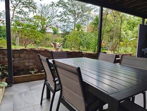 Luokittelematon kuva, 2 kautta 15, painike