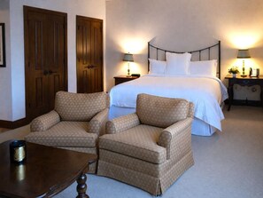 Room - Two Junior Suite | Hotel Granduca | Charming Suite Near Houston Attractions (Houston)