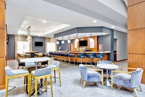 Unclassified image, 4 of 25, button - 2 Restful Davenport Retreats Ideal for Business Travelers in Downtown Hub (Davenport)