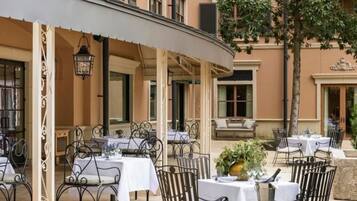 Restaurante al aire libre