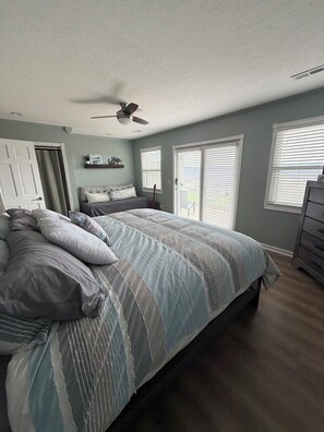 2 chambres, Wi-Fi gratuit, draps fournis