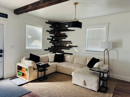 Stylish 2BR-2Bath with Master Suite & Laundry