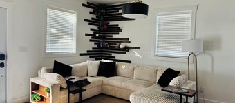 Stylish 2BR-2Bath with Master Suite & Laundry