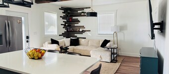 Stylish 2BR-2Bath with Master Suite & Laundry