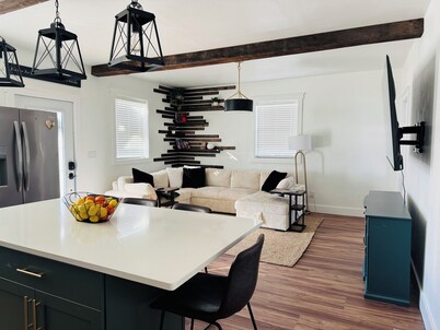 Stylish 2BR-2Bath with Master Suite & Laundry