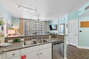 Interior - Shores of Panama 1323-Huge 2 Bedroom+Bunkroom/2.5 Baths. Sleeps 8. Huge Balcony. (Panama City Beach)