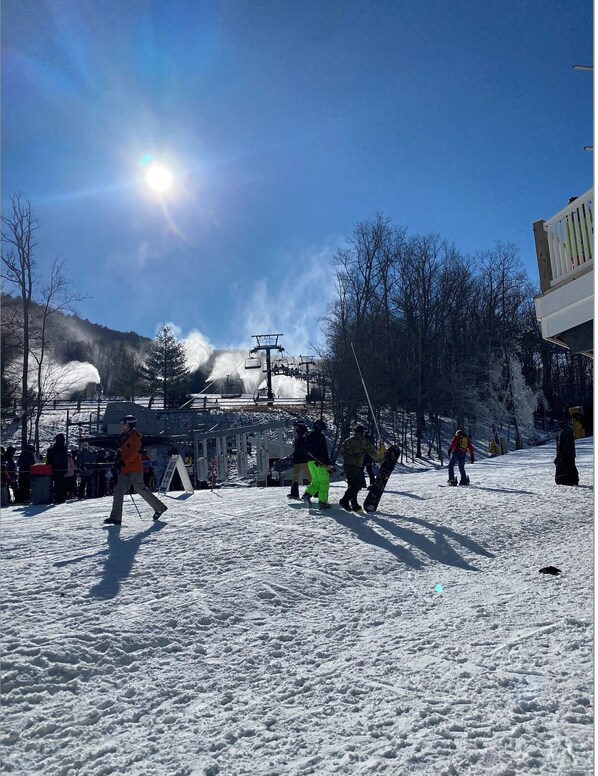 Luokittelematon kuva, 1 kautta 19, painike