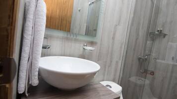 Double Room, Mountain View | Bathroom