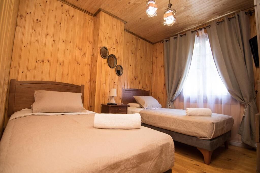 Chambre Double, vue montagne