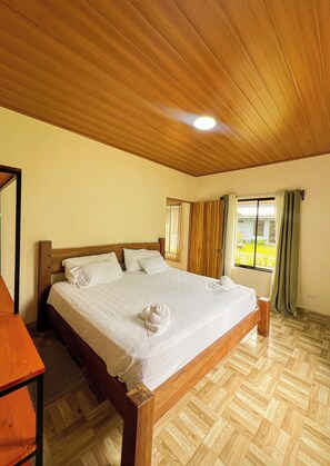 3 habitaciones, internet y ropa de cama 