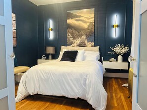 3 bedrooms, iron/ironing board, WiFi, bed sheets - Where Design Meets Comfort - Modern 3BR at Sloan’s Lake (Denver)