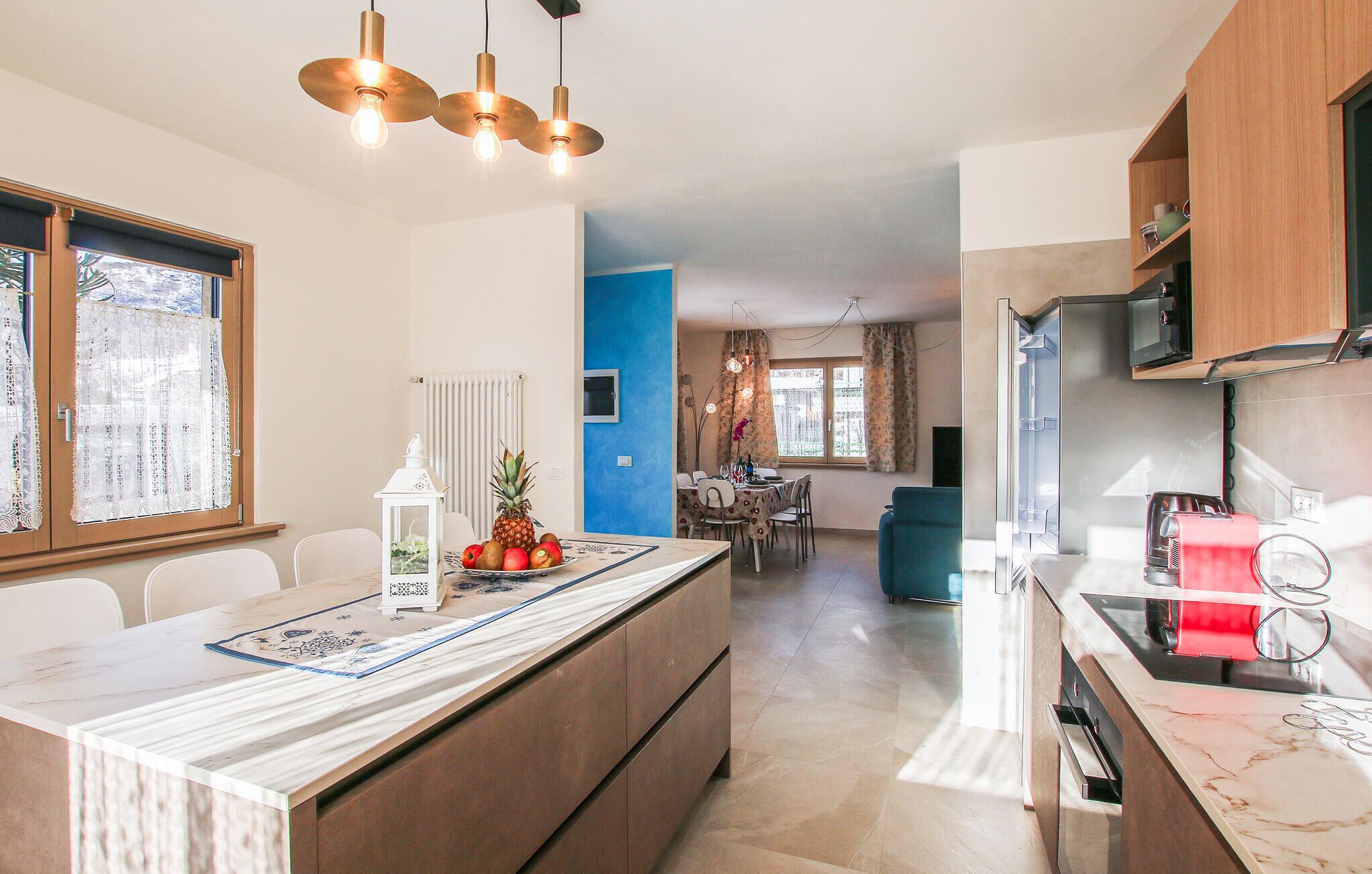 Kjøleskap og oppvaskmaskin