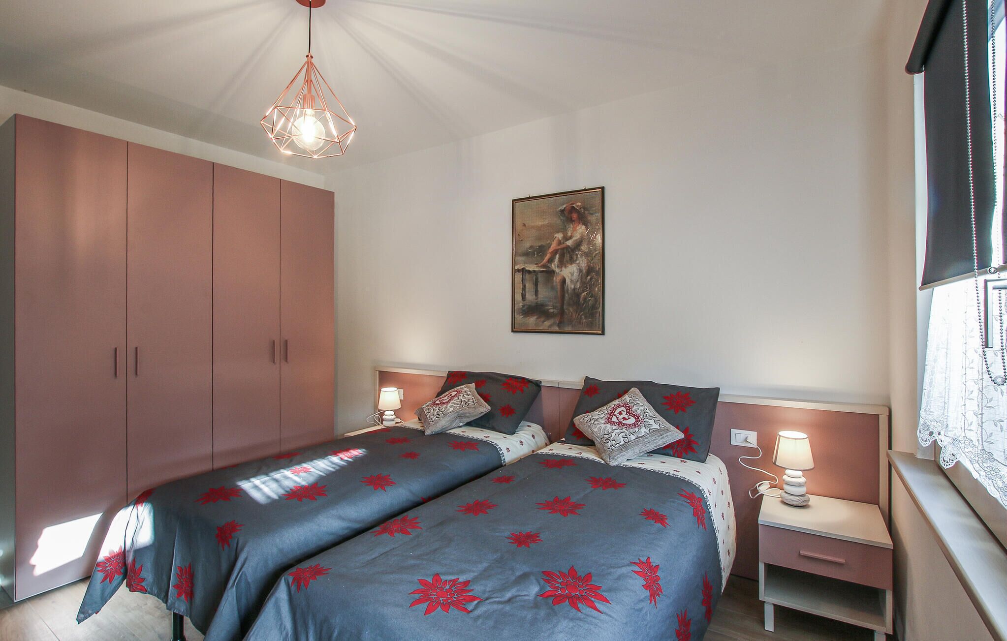 2 bedrooms, free WiFi