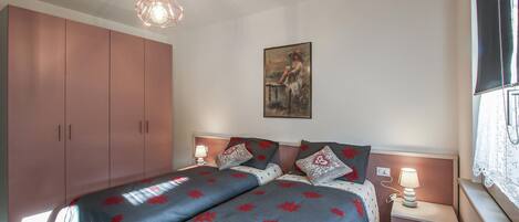 2 bedrooms, free WiFi