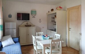 Interior - Cozy home in Aglientu with outdoor swimming pool (Aglientu)