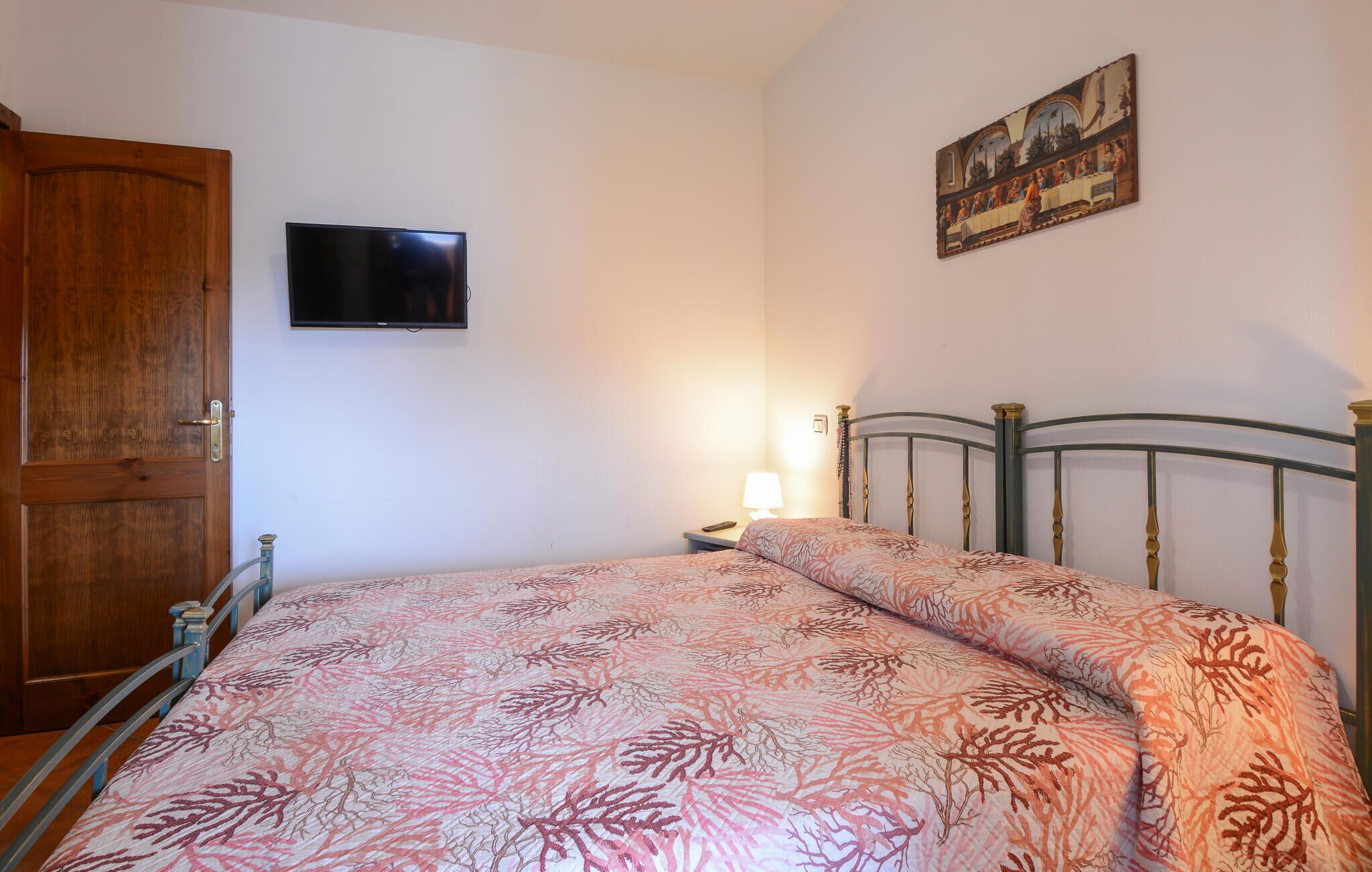 2 bedrooms, free WiFi