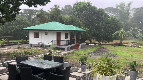 A relaxing location for a two bedroom cottage with full aircon and hot water