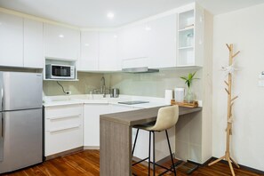 Fridge, microwave, coffee/tea maker, toaster