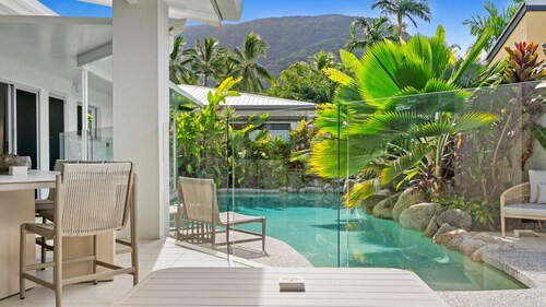 Xanadu Tropical Retreat | Heated Pool Palm Cove