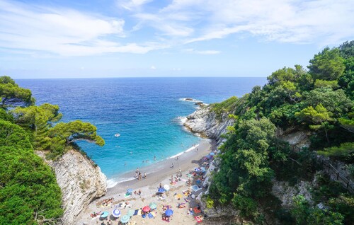 Awesome apartment in Bergeggi with WiFi