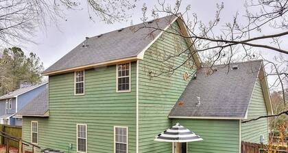 Mins to Parks • Private Fenced Yard • 3BR/Sleeps 6