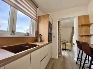 Fridge, microwave, oven, stovetop - Holiday apartment with large balcony (Krk)
