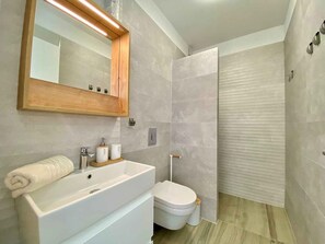 Bathroom - Holiday apartment with large balcony (Krk)