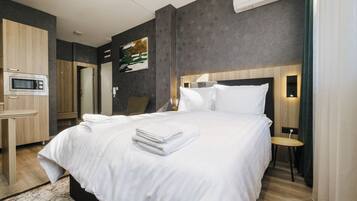 1 bedroom, desk, soundproofing, iron/ironing board