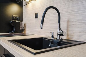 Nicht klassifiziertes Bild, 4 von 18, Schaltfläche