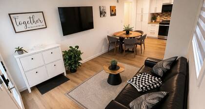 Close to all amenities, beaches, only 30 min to Kelowna and UBC.