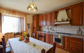 Kühlschrank, Ofen, Herdplatte, Geschirrspüler