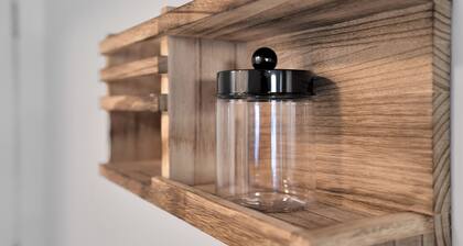 Redspeck Apartments- Stylish Stay On West Aztec