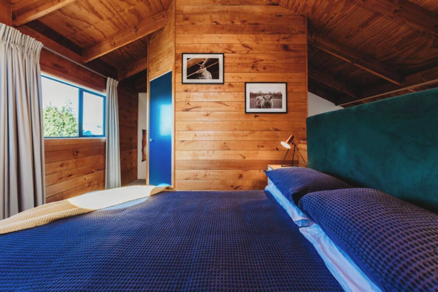 Escrivaninha, ferros/tábuas de passar roupa, berço de viagem, Wi-Fi