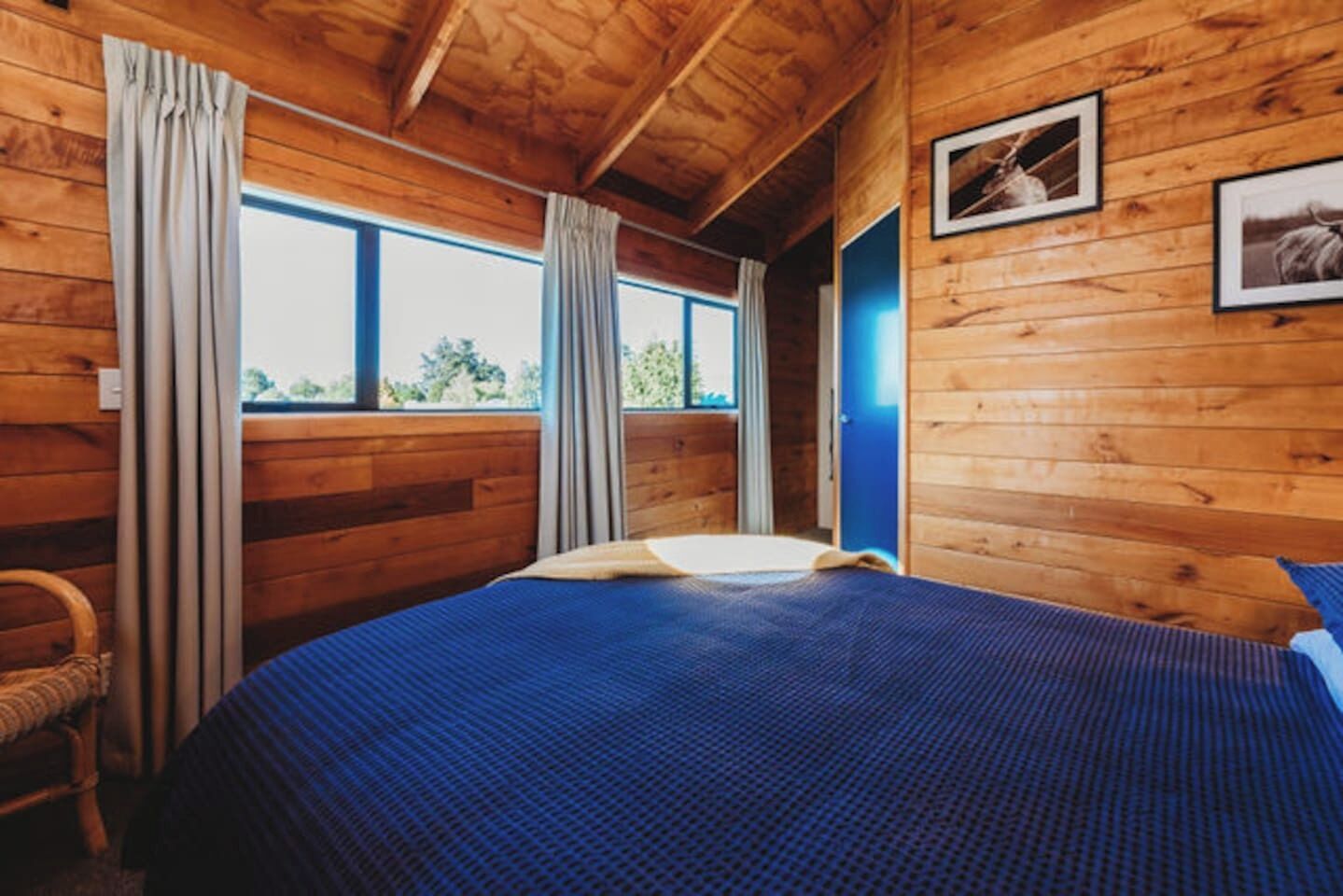 Skrivebord, strygejern/strygebræt, weekendseng, Wi-Fi