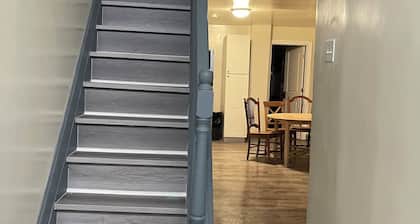 AA1 Near art museum. 1 bedroom share bathroom , kitchen