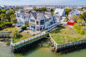 Exterior - Cozy Marshfront Home, walking distance to shops and dining (Bald Head Island)