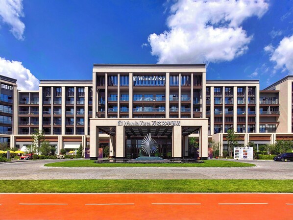 Exterior - Wanda Vista Changchun International Movie Metropolis (Changchun)