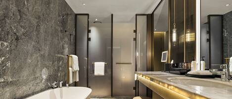 Basic Single Room, Balcony, Garden View