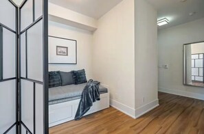 Living area - Metropolitan Marvel (Toronto)