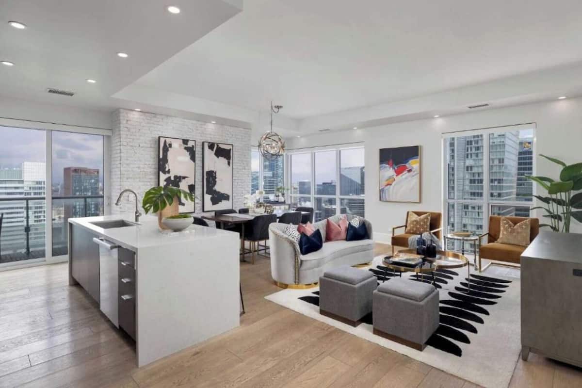 特色套房 | 起居區