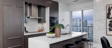 シグネチャー スイート | 専用キッチン