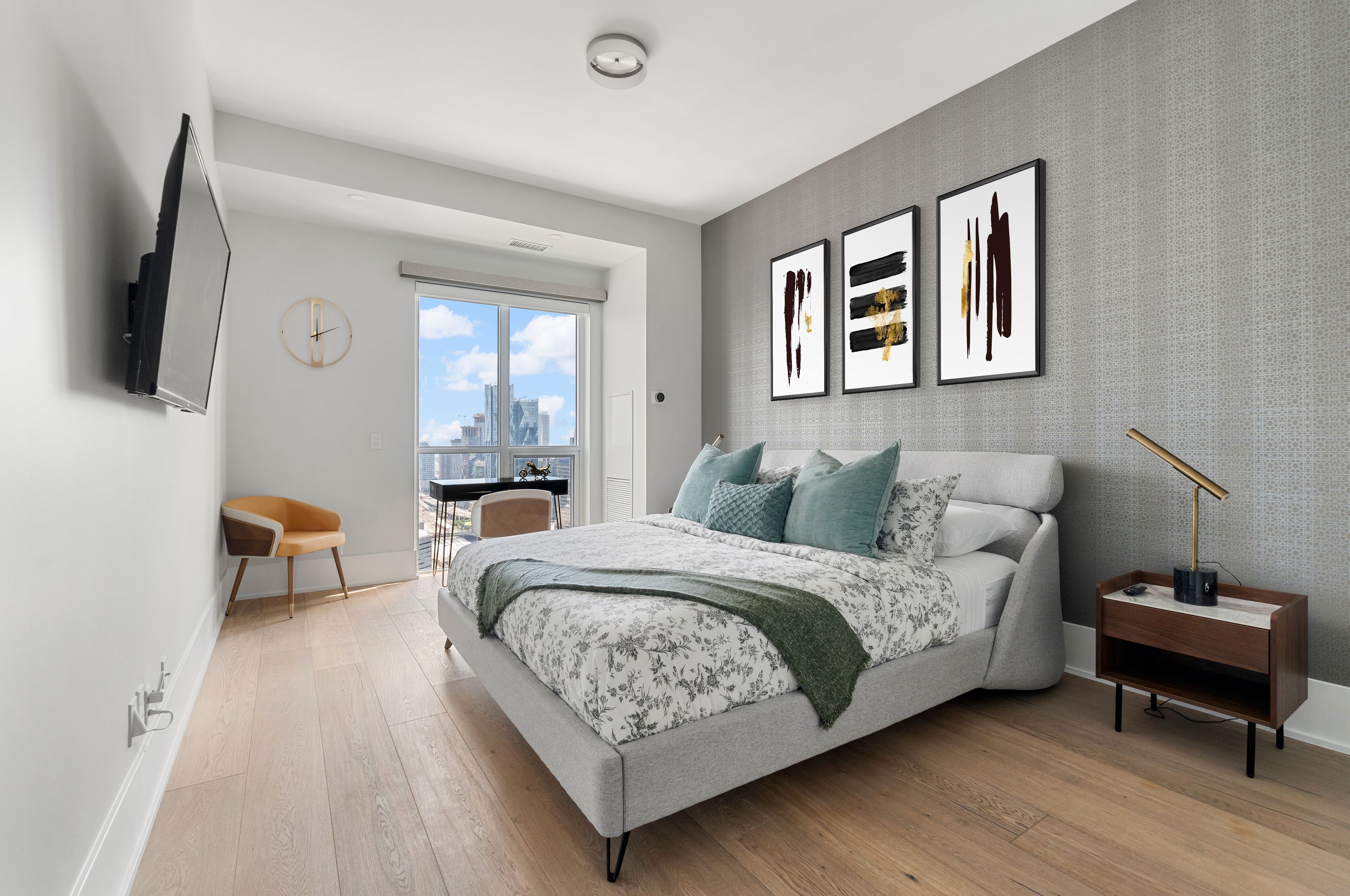 Iron/ironing board, free WiFi