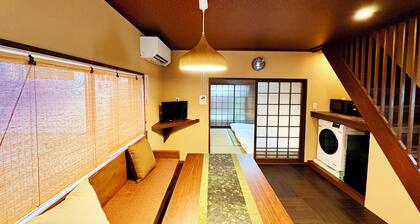Yubikan, Japanese style 80 sq.m. with terrace and garden|3 min. walk from Tanabe station on the Osaka Tanimachi line|5 min. direct access to Tennoji shopping area.