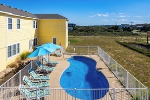 Pool - Papa's Legacy - 5 BR Semi-Oceanfront Home w/Private Pool & Ocean Views (Southern Shores)