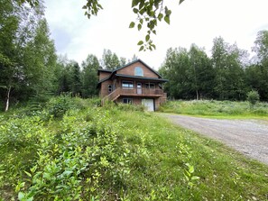 Exterior - Charming 3-bedroom house in Wasilla perfect for your getaway (Wasilla)