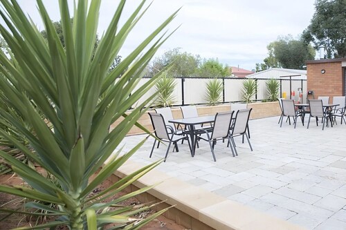 Deluxe Twin Room Charleville